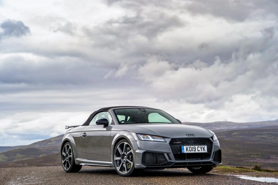  Audi TT RS Roadster (8S) 2019 года  (UK) (фото 35 из 36)